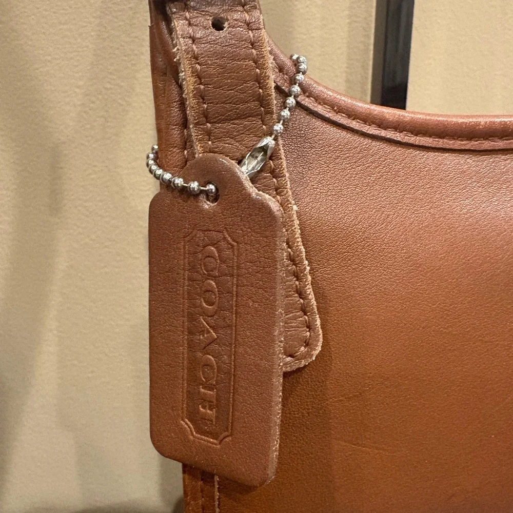 Coach Slim Hippie Crossbody 9142 – British Tan Leather